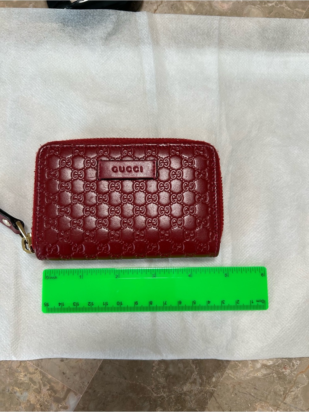 Gucci Embossed GG Leather Wallet in Rich Red - Picture 5 of 11